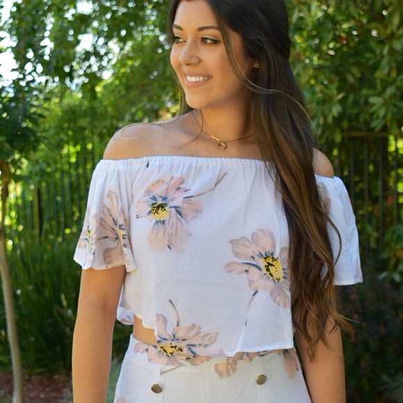 Two Piece Floral Set - Picture 2 of 2